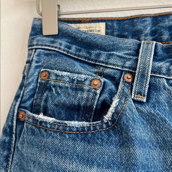 Levi's 501 Quality Premium Straight Blue Jeans - Picture 4 of 13